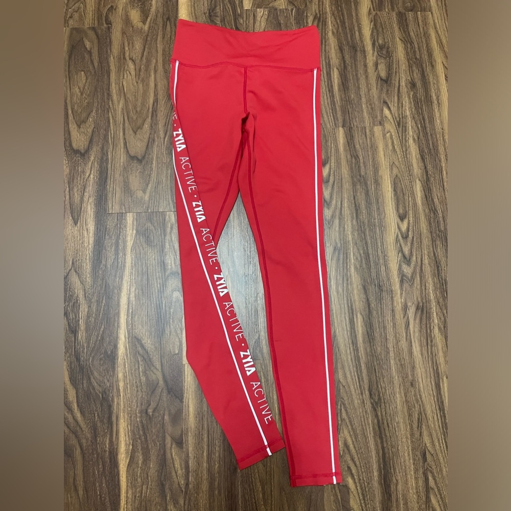 Zyia leggings